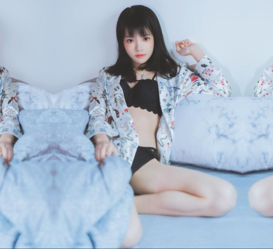 亚洲免费h 亚洲免费h