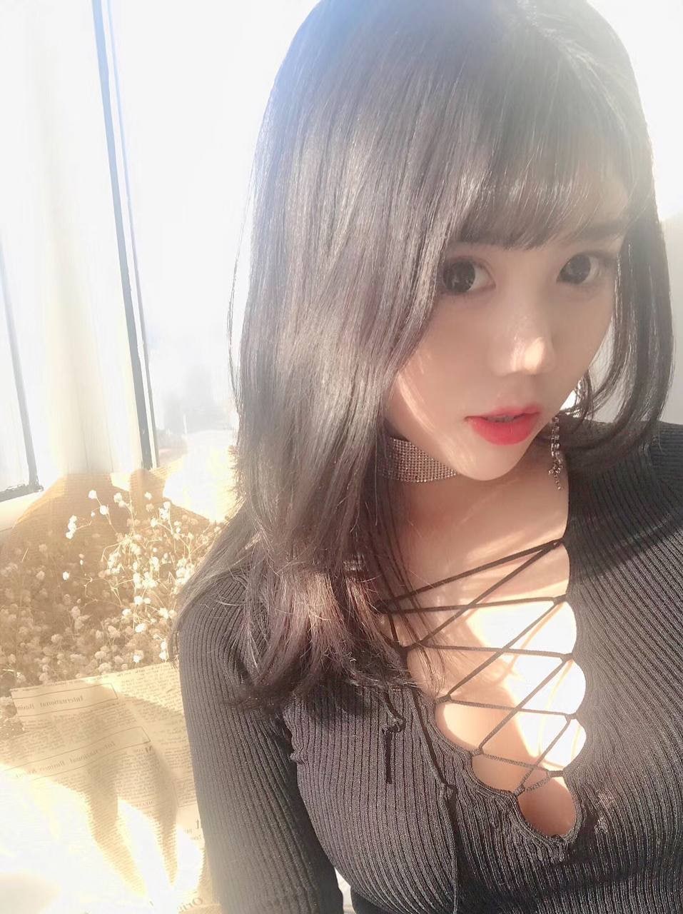 国产午夜爱V在线观看 国产午夜爱V在线观看