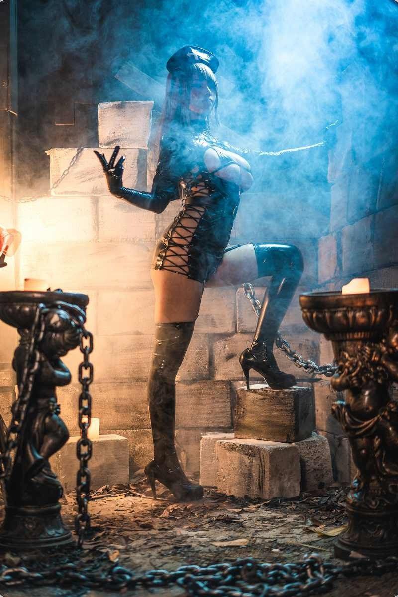 女人张开腿无遮无挡 女人张开腿无遮无挡
