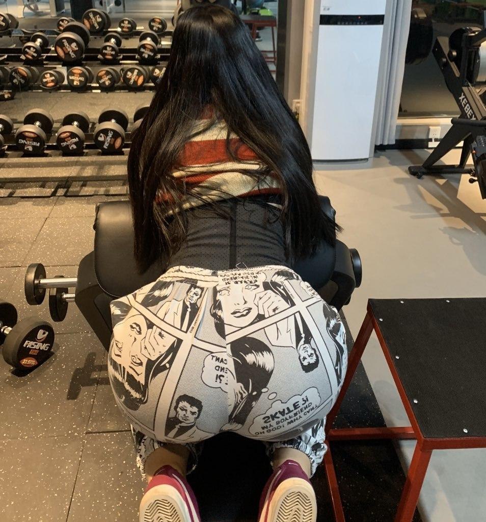 欲求不满的女邻居中文 欲求不满的女邻居中文