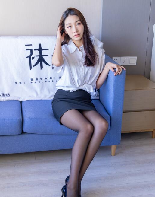 伊人热久久 伊人热久久