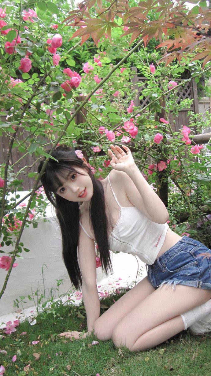 强 暴 疼 哭 处 女在线观看 强 暴 疼 哭 处 女在线观看
