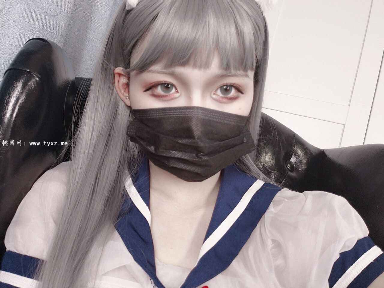 中午字幕在线观看