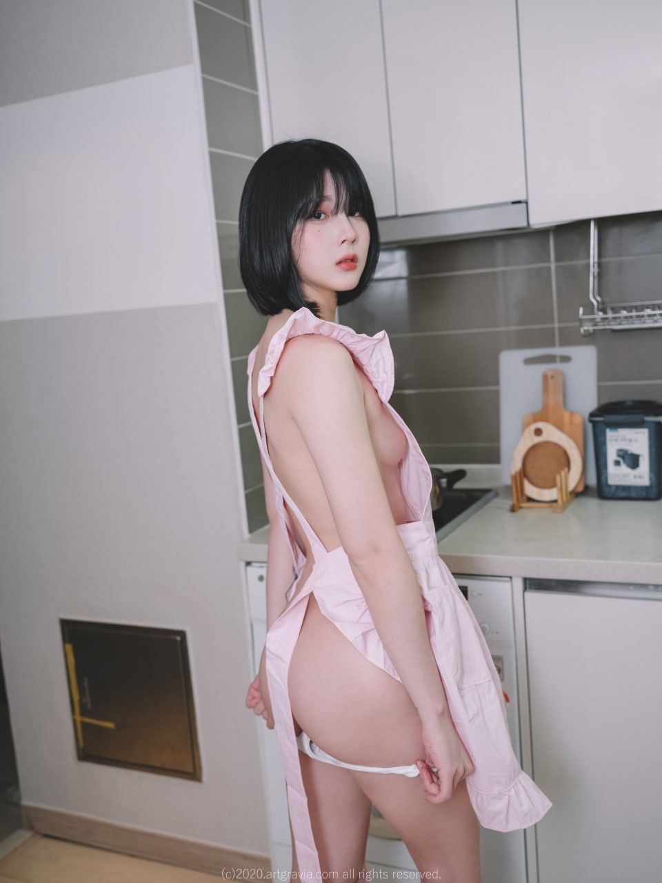 自己撅起来乖乖CH 自己撅起来乖乖CH