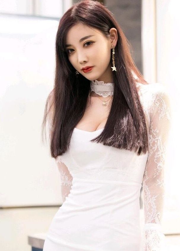 欧美天天 欧美天天